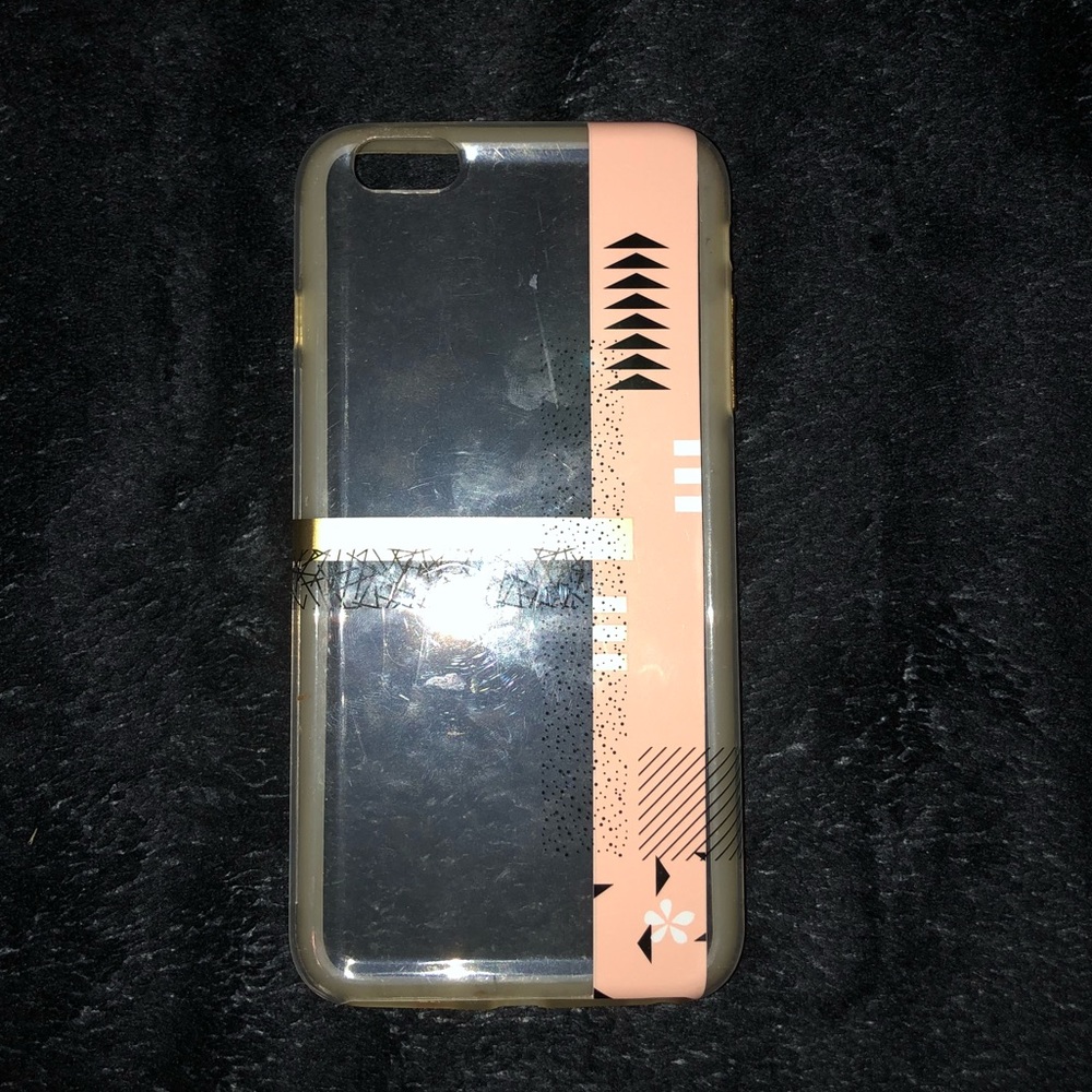 iPhone + case